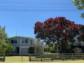 Playtime Plus - Matapouri Holiday Home